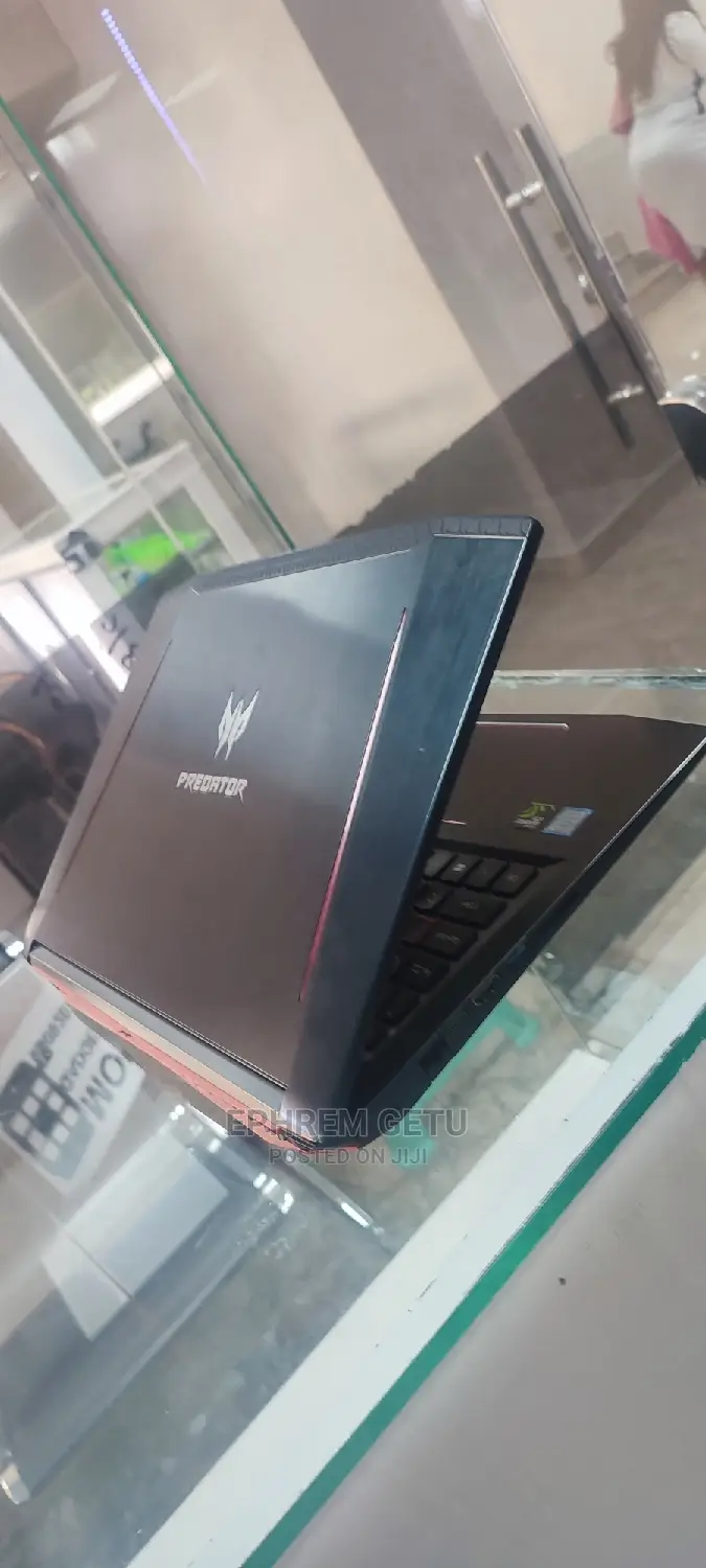 New Laptop Acer Predator 15 8GB Intel Core I7 HDD+SSD 1T