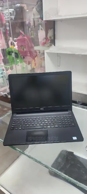 New Laptop Dell Vostro DVCI315 4GB Intel Core I5 HDD+SSD 1T