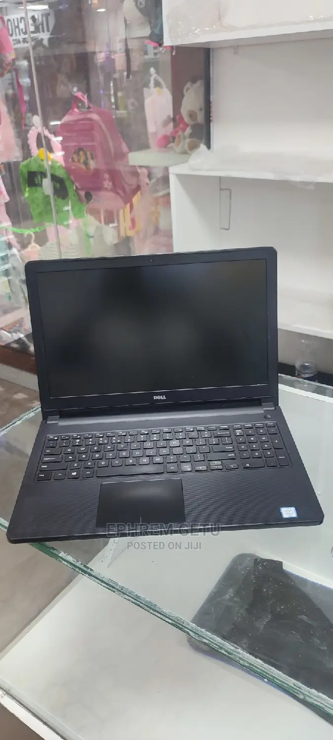 New Laptop Dell Vostro DVCI315 4GB Intel Core I5 HDD+SSD 1T