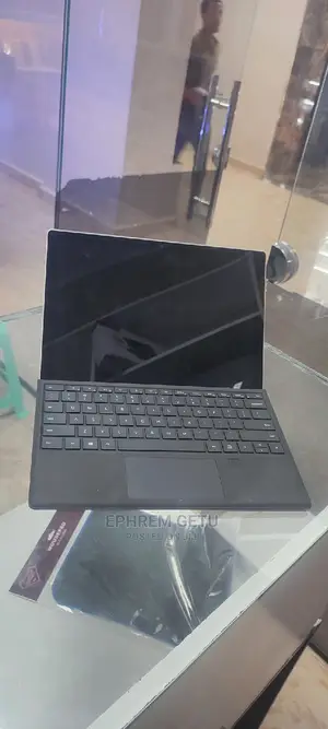New Laptop Microsoft Surface Pro 16GB Intel Core I7 SSD 512GB