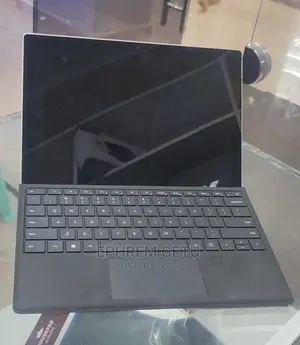 New Laptop Microsoft Surface Pro 16GB Intel Core I7 SSD 512GB