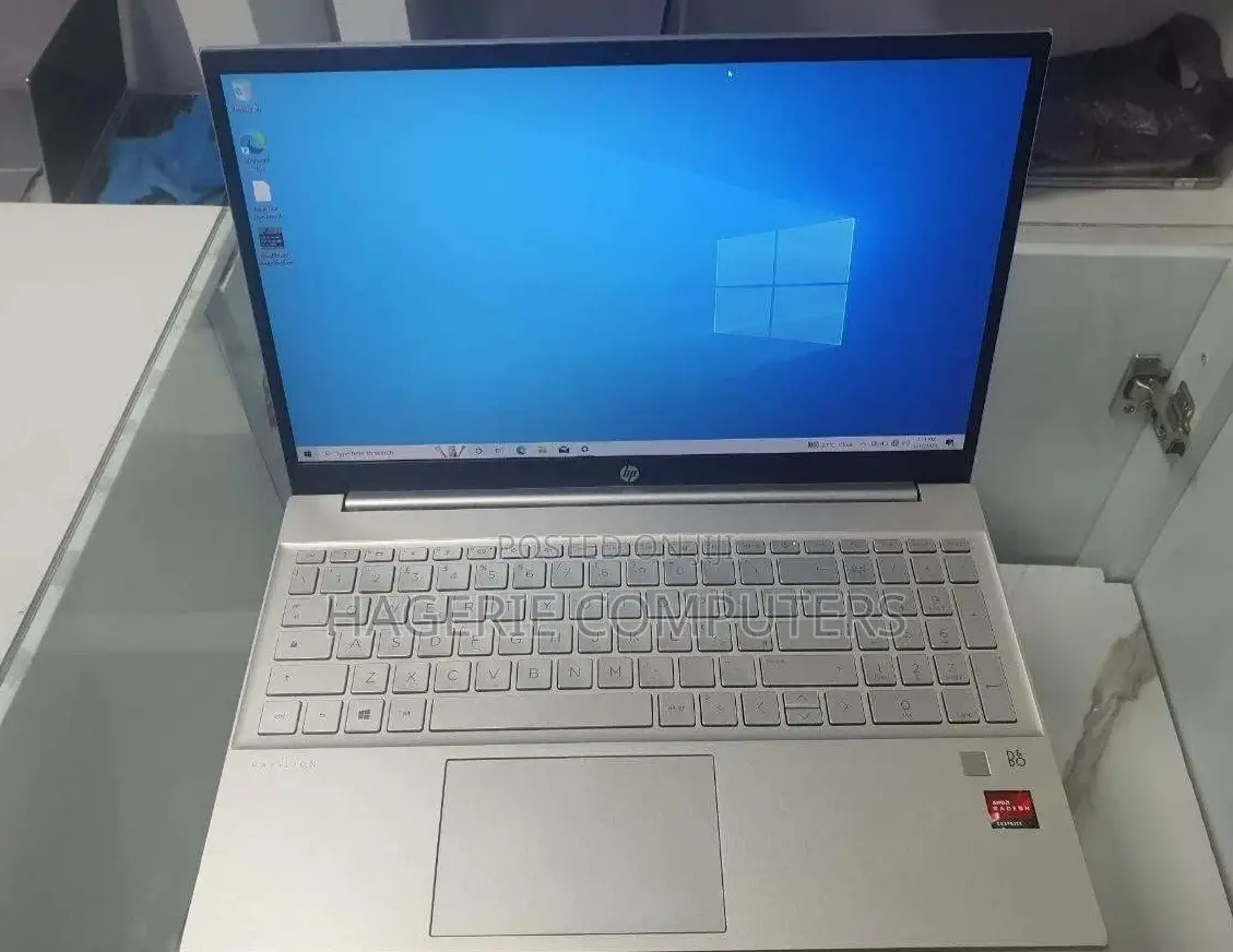 New Laptop HP Pavilion 15 8GB AMD Ryzen 7 SSD 512GB