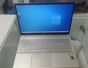 New Laptop HP Pavilion 15 8GB AMD Ryzen 7 SSD 512GB