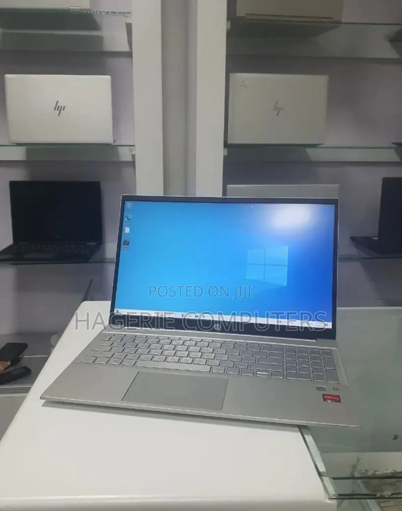 New Laptop HP Pavilion 15 8GB AMD Ryzen 7 SSD 512GB