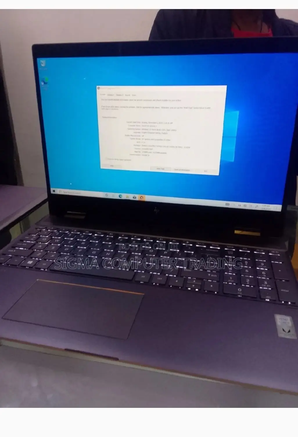 New Laptop HP Envy X360 8GB AMD Ryzen 7 SSD 512GB