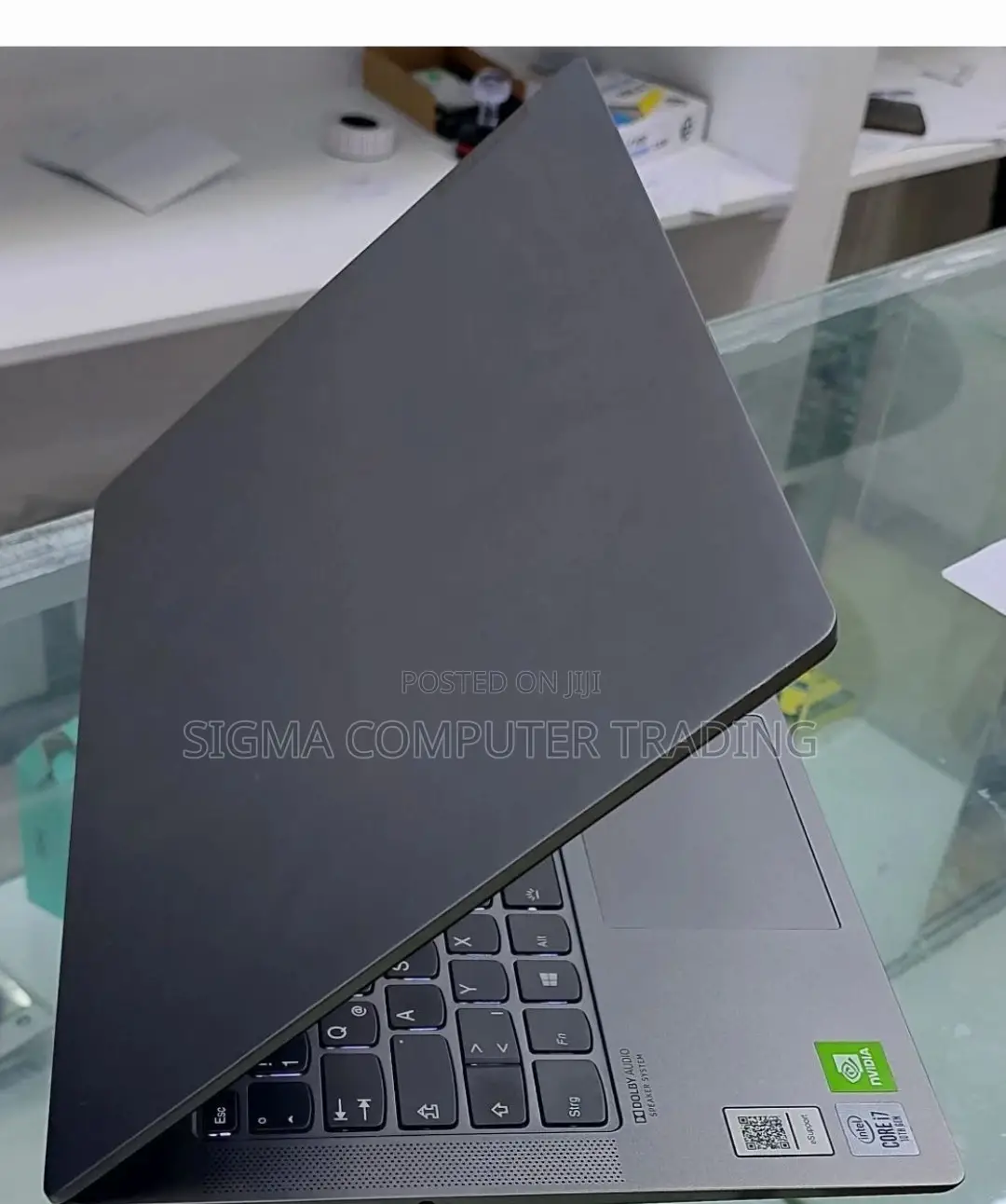 New Laptop Lenovo Ideapad 3 12GB Intel Core I7 SSD 1T