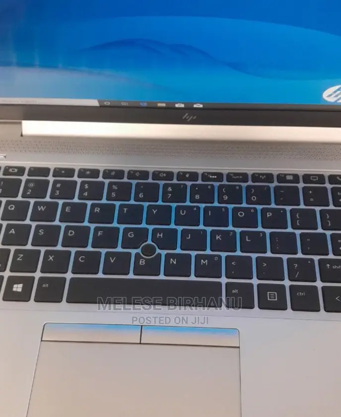 New Laptop HP Elite X2 1012 G2 8GB Intel Core i5 SSD 256GB