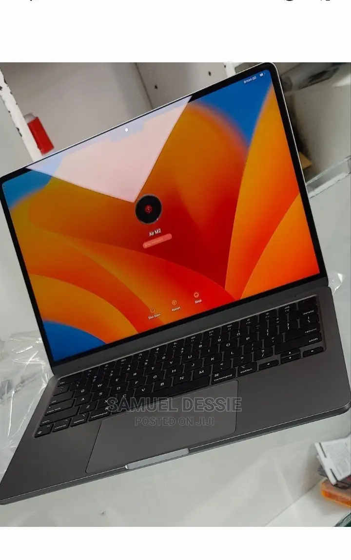 New Laptop Apple MacBook Air 2022 M2 8GB Intel Core I5 SSD 256GB