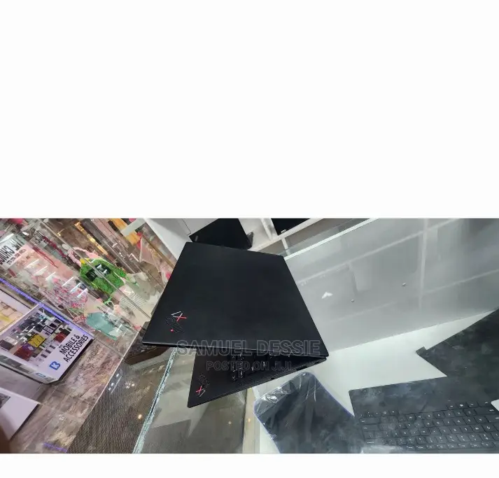 New Laptop Lenovo Thinkpad X1 Yoga 16GB Intel Core I5 SSD 512GB