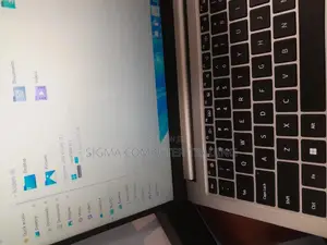 Photo - New Laptop Samsung Galaxy Book 2 8GB Intel Core I5 SSD 512GB