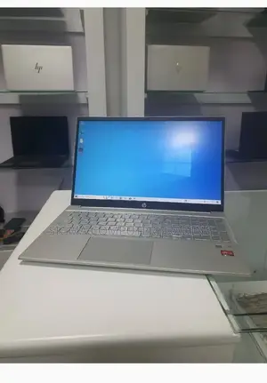 New Laptop HP Pavilion 15 8GB AMD Ryzen 7 SSD 512GB