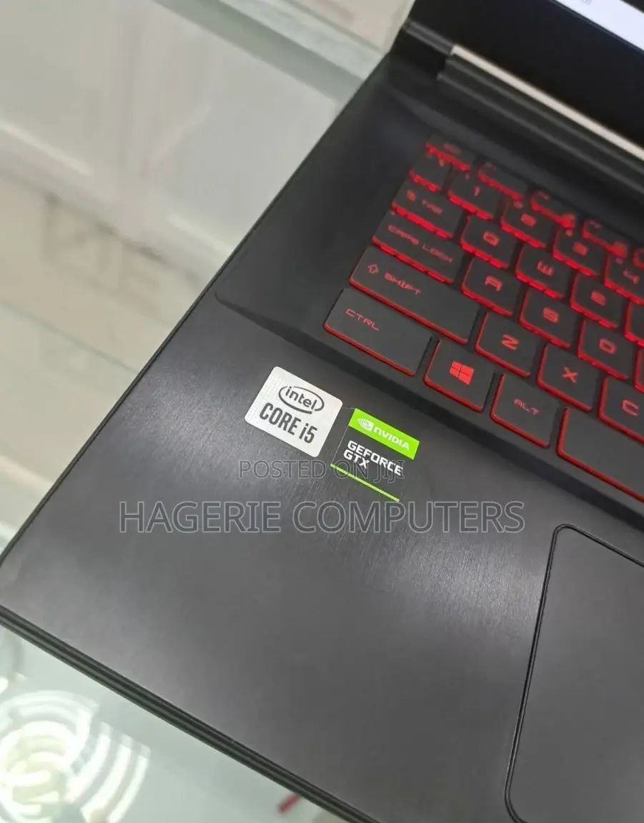 New Laptop MSI GF63 4GB Intel Core I5 SSD 256GB