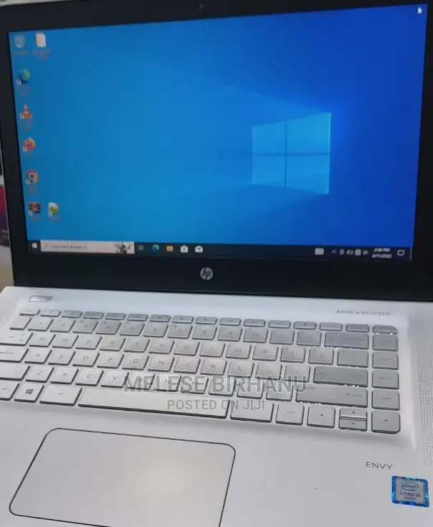 New Laptop HP Envy 4 8GB Intel Core I5 HDD 1T