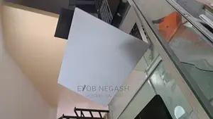 New Laptop Samsung 8GB Intel Core I5 SSD 512GB