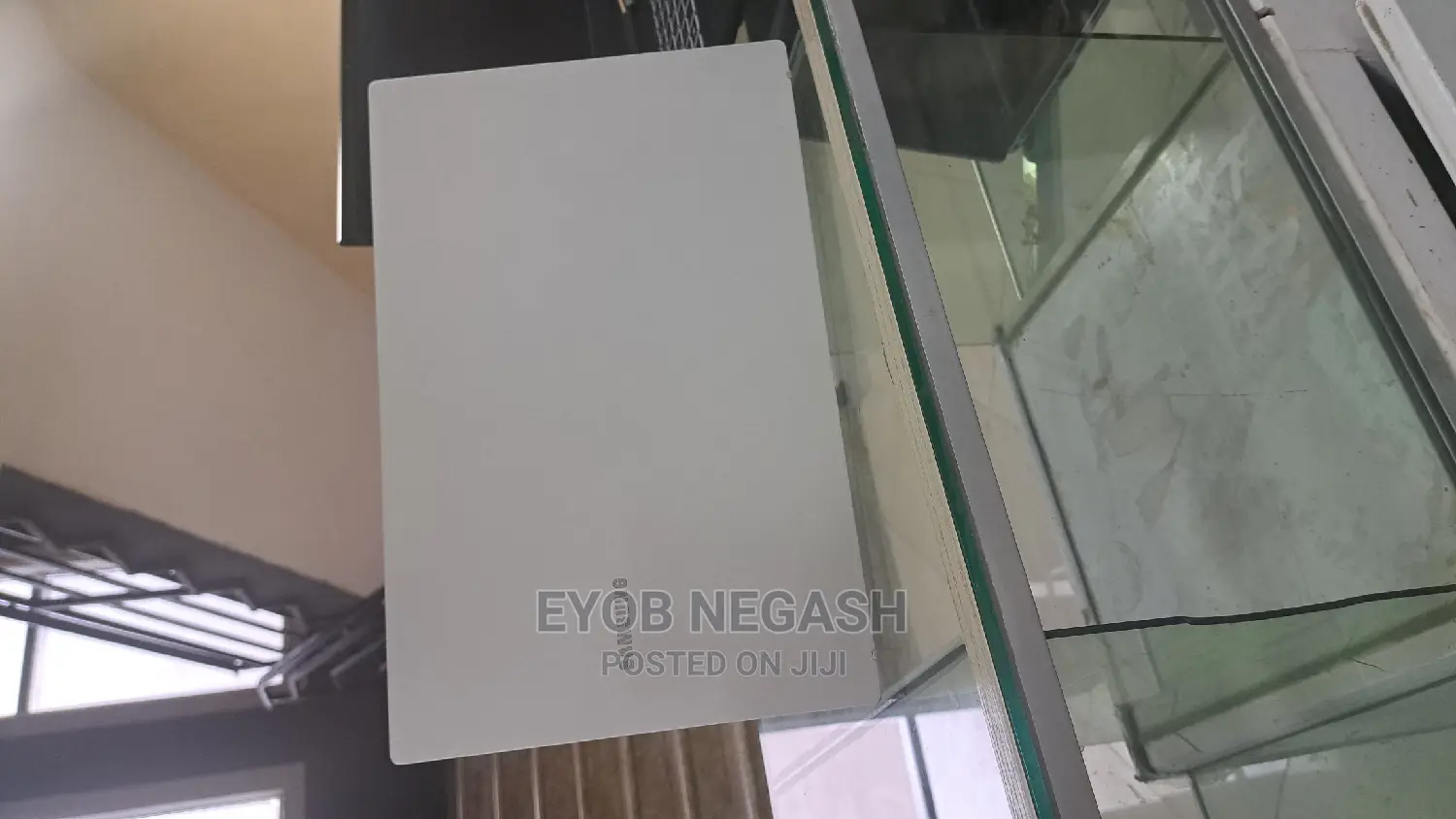 New Laptop Samsung 8GB Intel Core I5 SSD 512GB