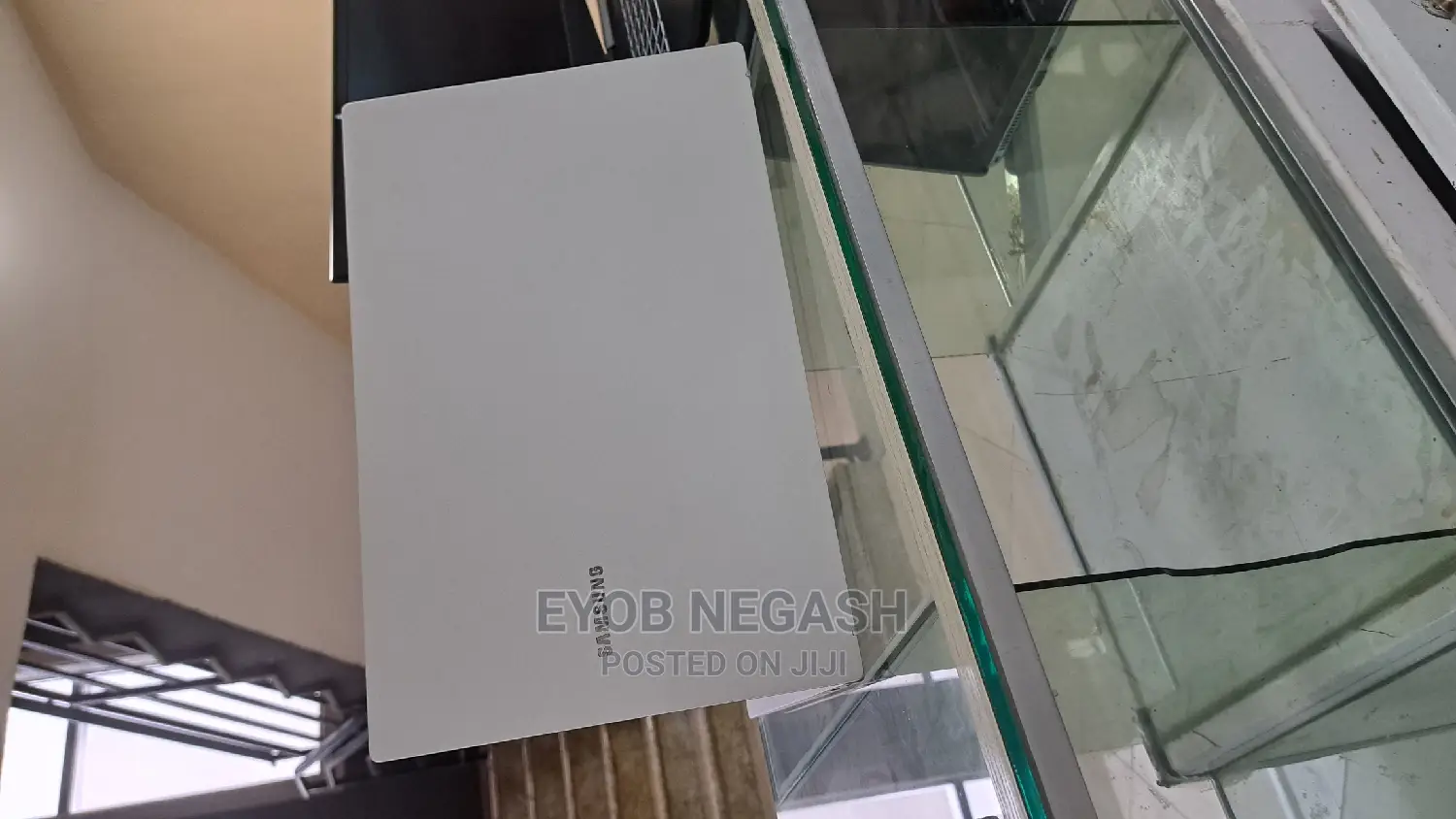 New Laptop Samsung 8GB Intel Core I5 SSD 512GB