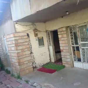 3bdrm Bungalow in House, Yeka for sale