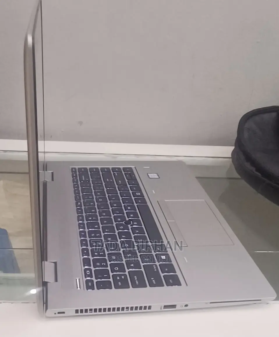 New Laptop HP 14-Dq1025cl 16GB Intel Core I5 SSD 512GB