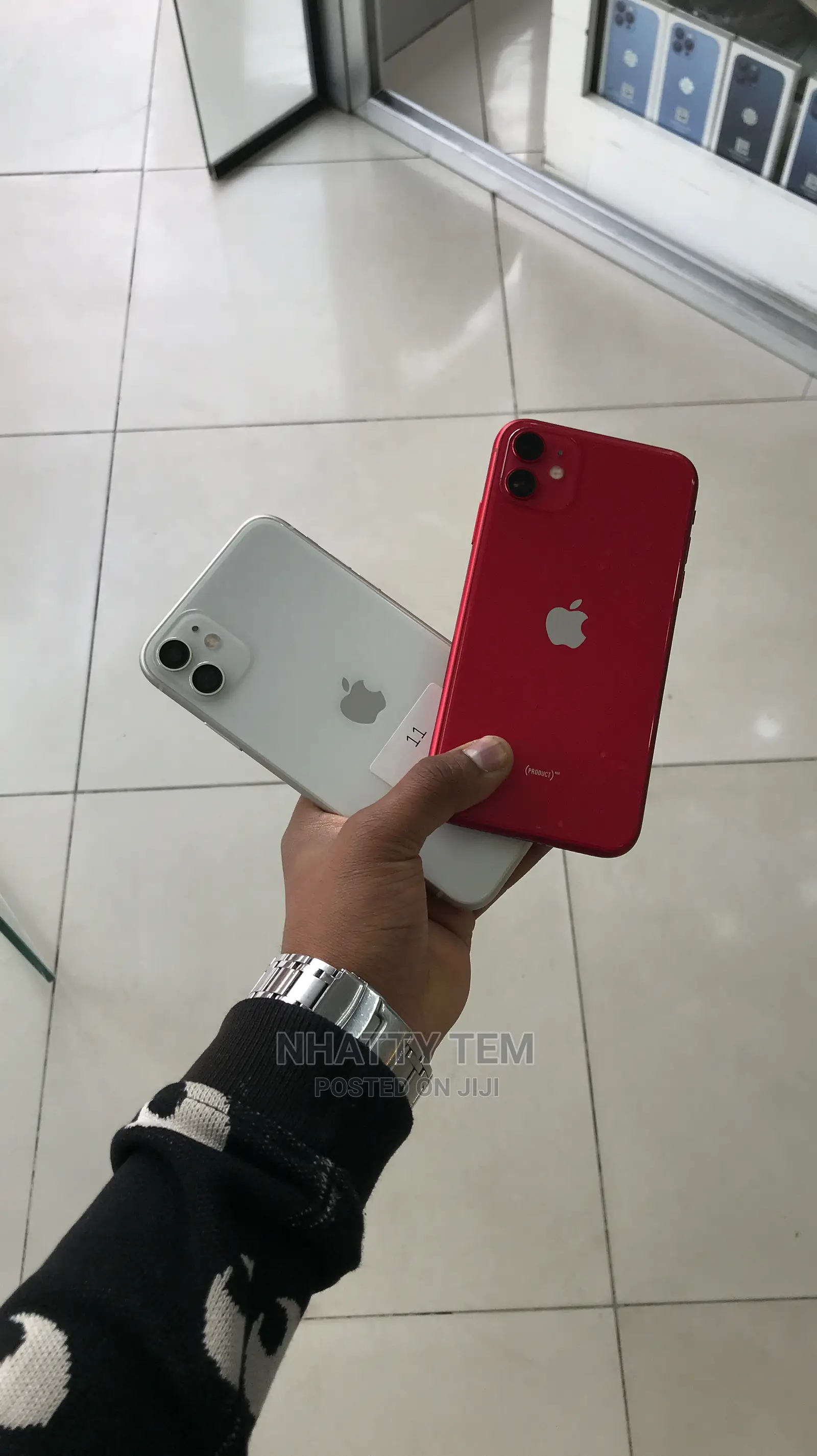 New Apple iPhone 11 64 GB White