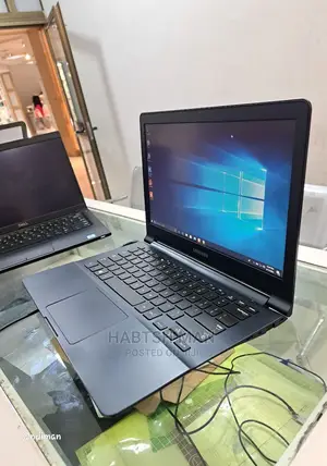 New Laptop Samsung Galaxy Book 2 4GB Intel Core 2 Duo SSD 128GB