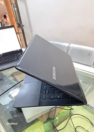 New Laptop Samsung Galaxy Book 2 4GB Intel Core 2 Duo SSD 128GB