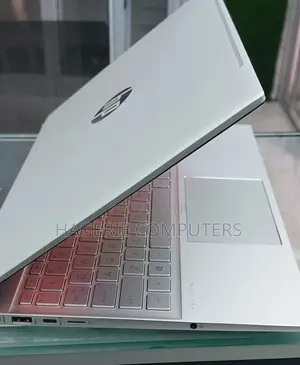 New Laptop HP Pavilion 15 12GB Intel Core I5 SSD 512GB
