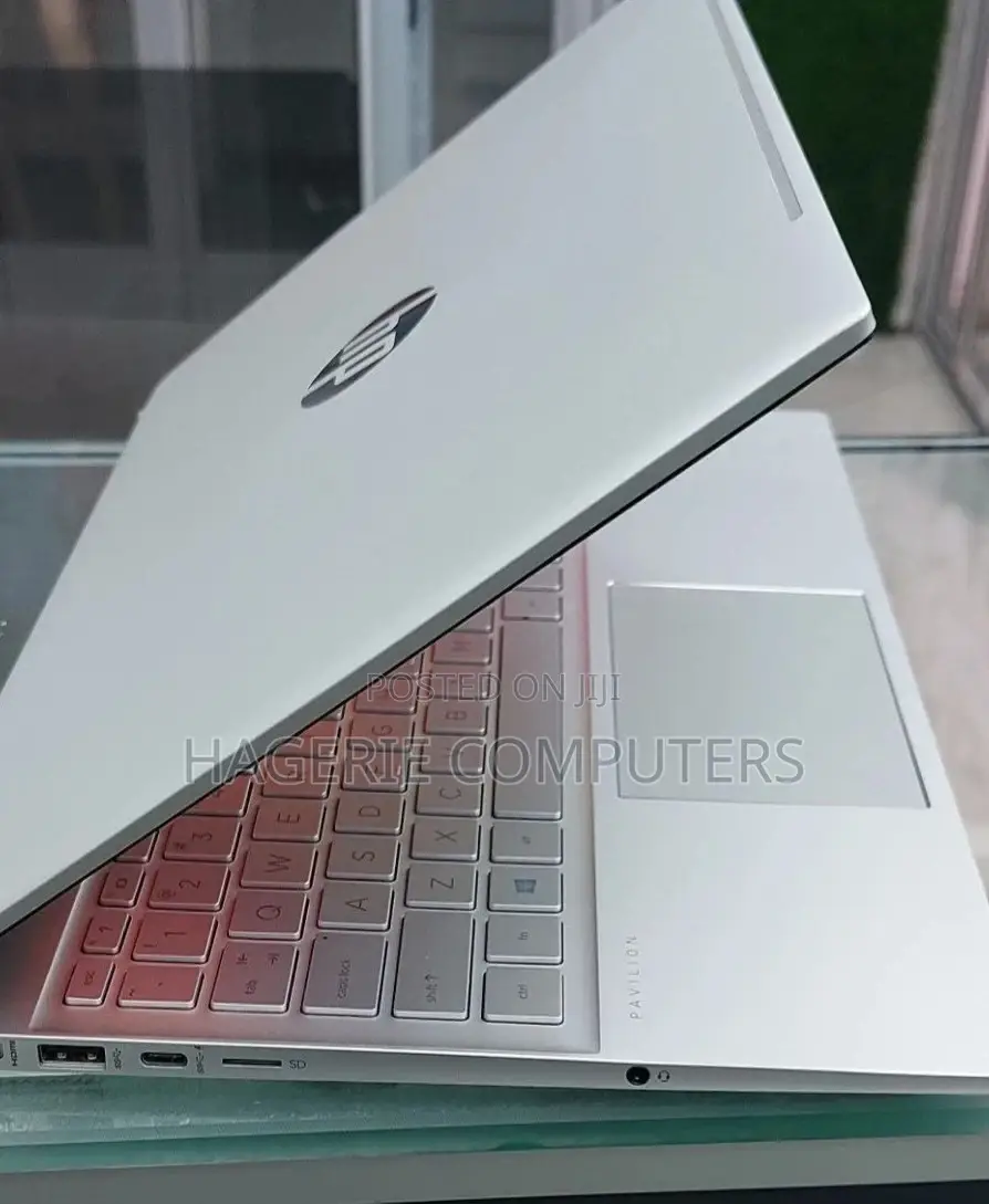 New Laptop HP Pavilion 15 12GB Intel Core I5 SSD 512GB