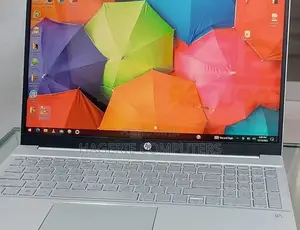Photo - New Laptop HP Pavilion 15 12GB Intel Core I5 SSD 512GB