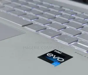 New Laptop HP Envy X360 12GB Intel Core I5 SSD 512GB