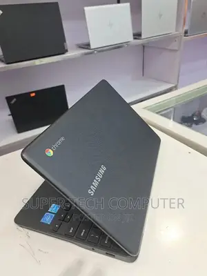 New Laptop Samsung Chromebook Pro 4GB Intel Atom SSD 16 GB