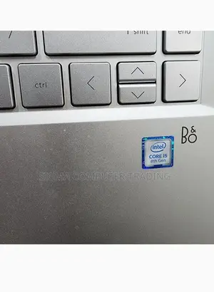 New Laptop HP Pavilion X360 8GB Intel Core I5 SSD 256GB