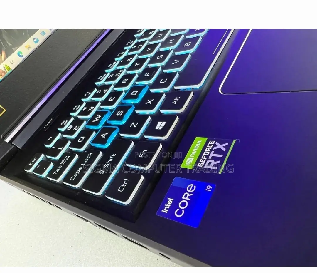 New Laptop Acer Predator Helios 300 16GB Intel Core i9 SSD 512GB