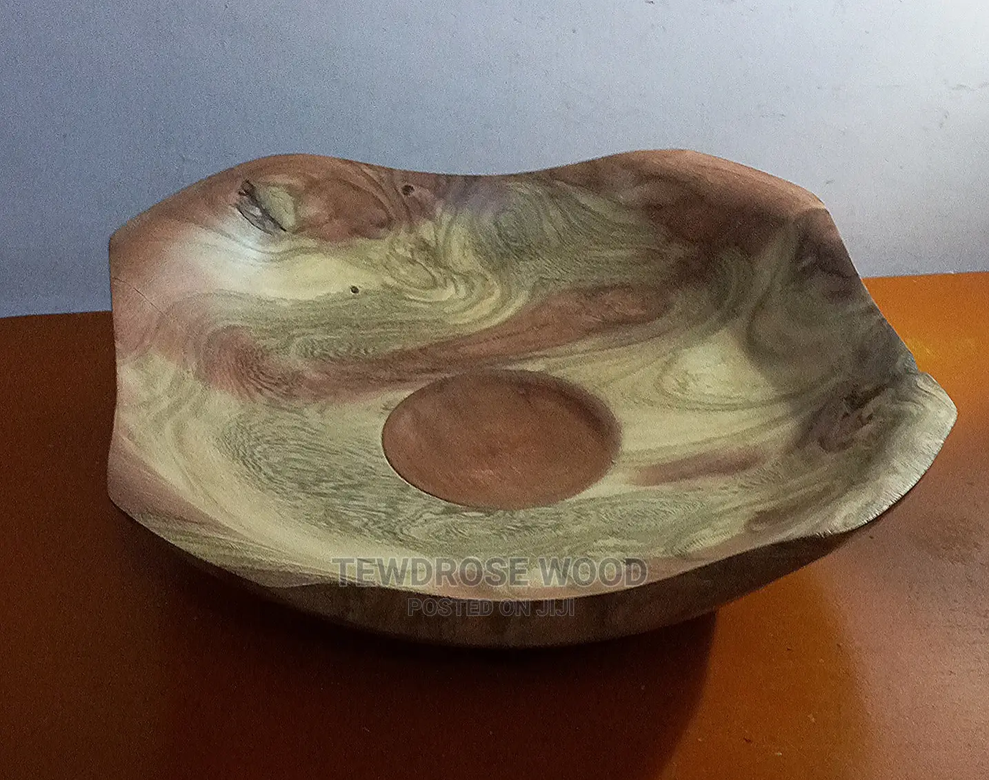 Very Beautiful Wood Plate for Fruit.