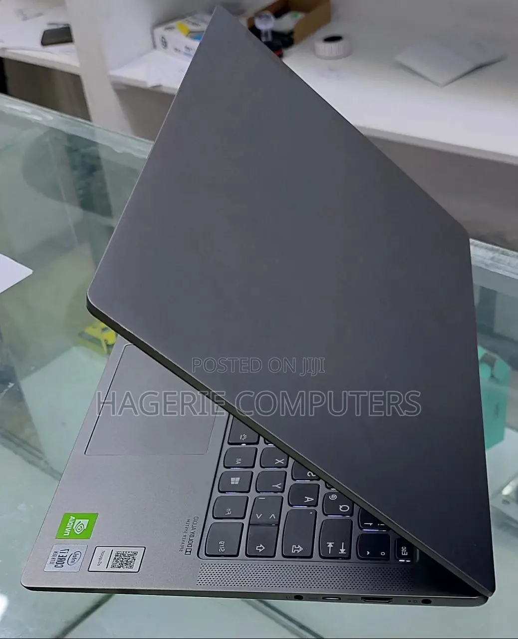 New Laptop Lenovo Ideapad 3 12GB Intel Core I7 SSD 1T