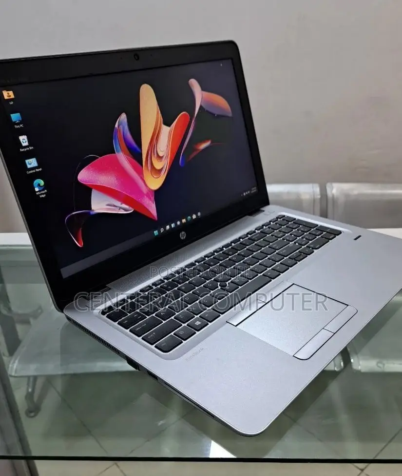 Laptop HP EliteBook 1030 8GB Intel Core I7 HDD 1T