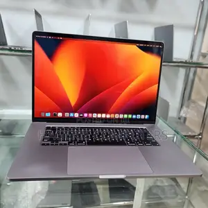 New Laptop Apple MacBook Pro 2019 32GB Intel Core I7 SSD 512GB