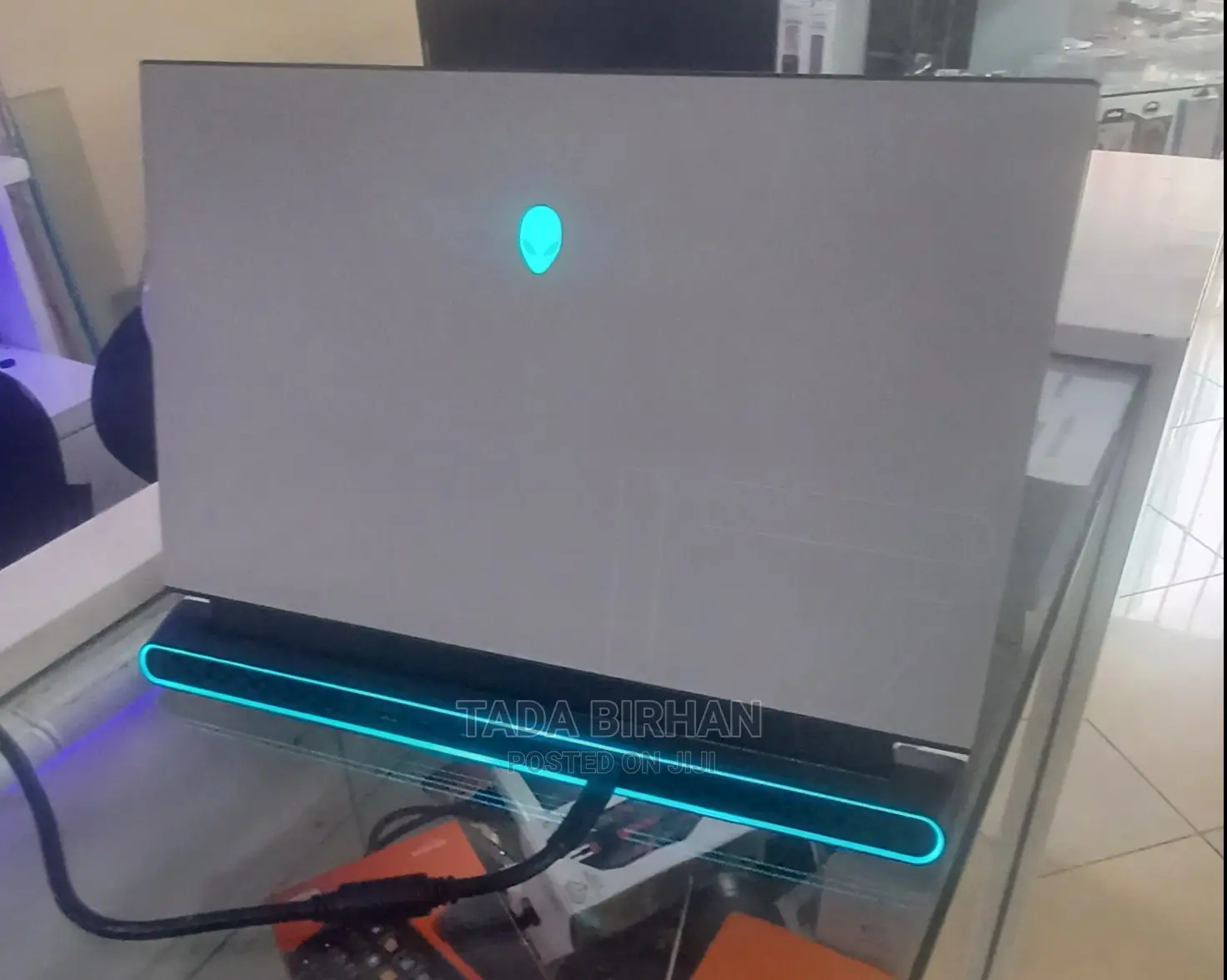 New Laptop Alienware M17x R2 32GB Intel Core I7 SSD 2T