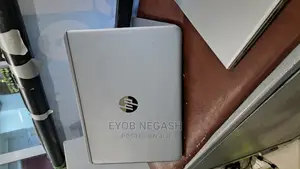 Photo - New Laptop HP EliteBook Folio 16GB Intel Core I5 SSD 256GB