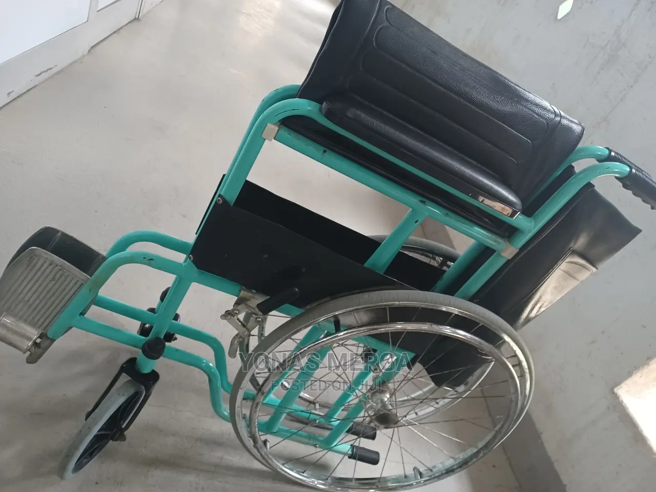 Wheelchair: Slightly Used