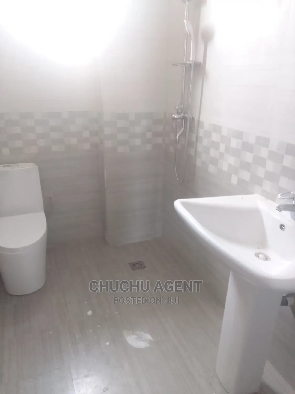 3bdrm Apartment in Bole for sale