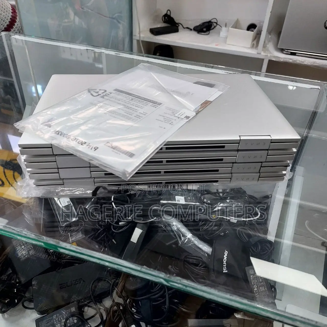 New Laptop HP Envy X360 8GB Intel Core I7 SSD 512GB