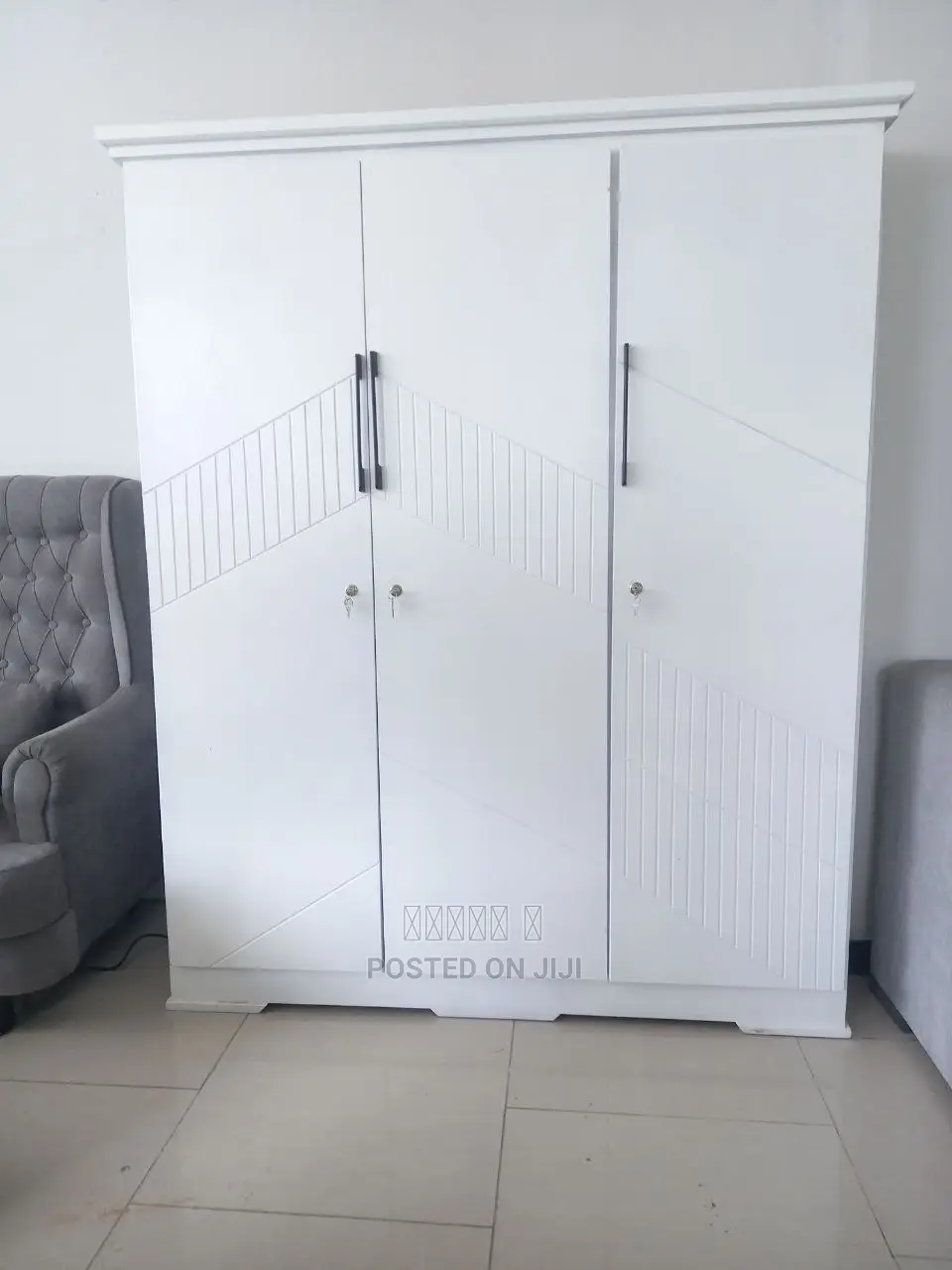 1.5 M ቁምሳጥን