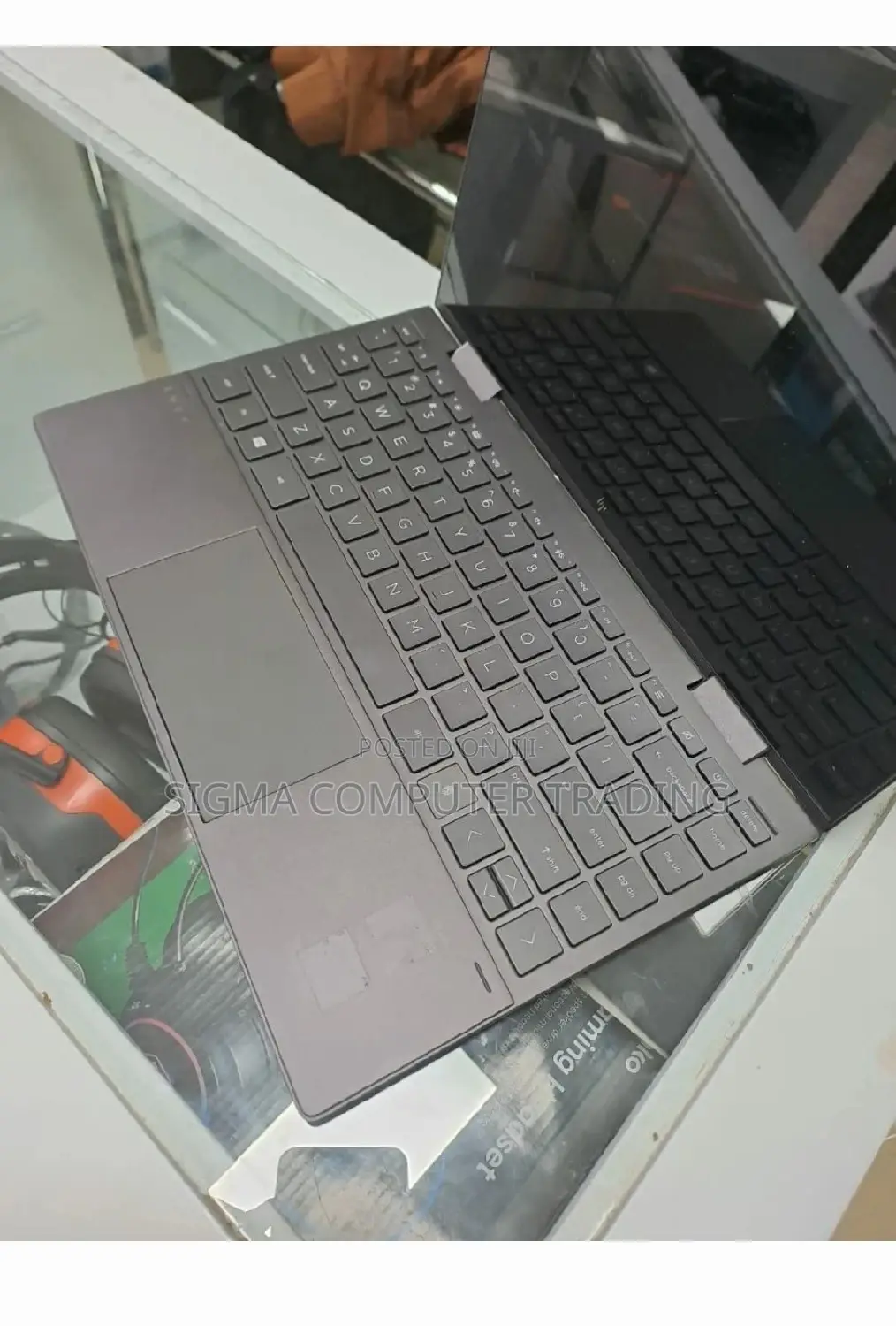 New Laptop HP Envy X360 8GB AMD Ryzen 3 SSD 512GB