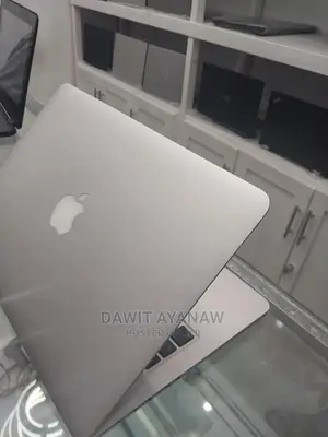 New Laptop Apple MacBook Pro 2015 16GB Intel Core I7 SSD 128GB