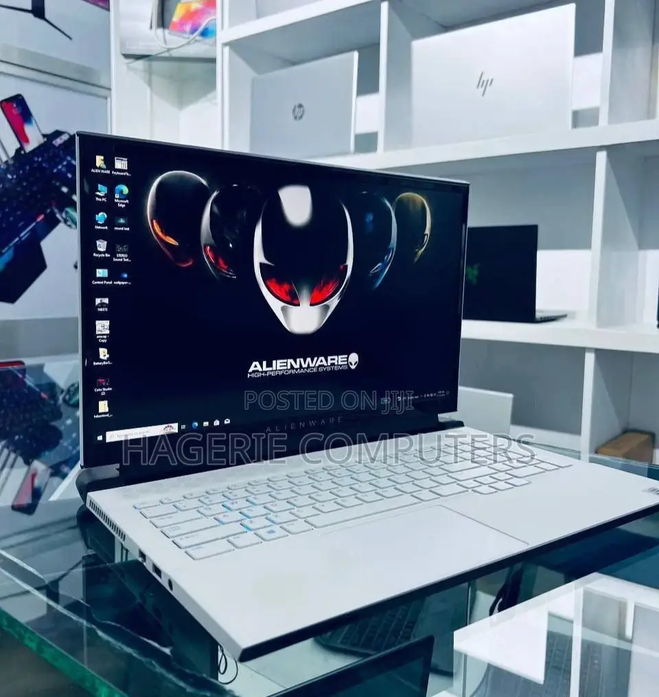 New Laptop Alienware M17x R2 32GB Intel Core I7 SSD 1.5T