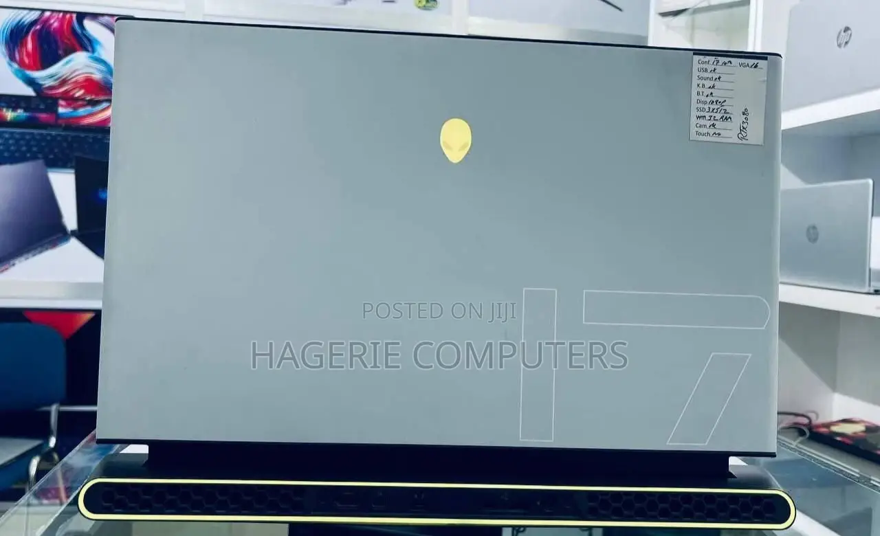 New Laptop Alienware M17x R2 32GB Intel Core I7 SSD 1.5T