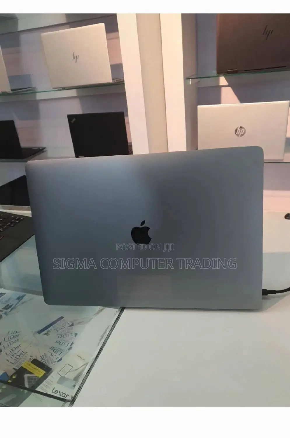 New Laptop Apple MacBook Pro 2017 16GB Intel Core I7 SSD 512GB