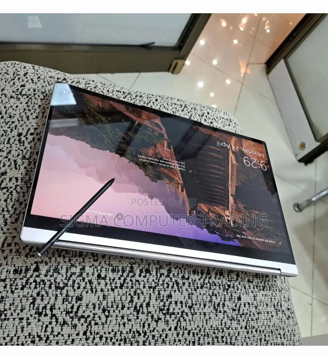 New Laptop Lenovo Yoga 910 16GB Intel Core I7 SSD 512GB