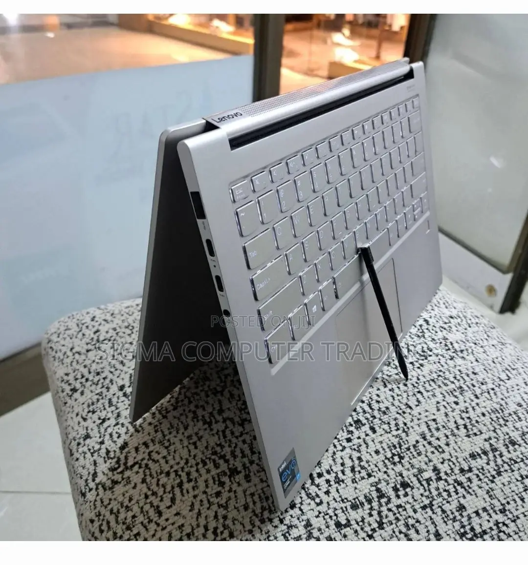 New Laptop Lenovo Yoga 910 16GB Intel Core I7 SSD 512GB