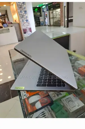 New Laptop Lenovo Ideapad 3 16GB AMD Ryzen 5 SSD 512GB
